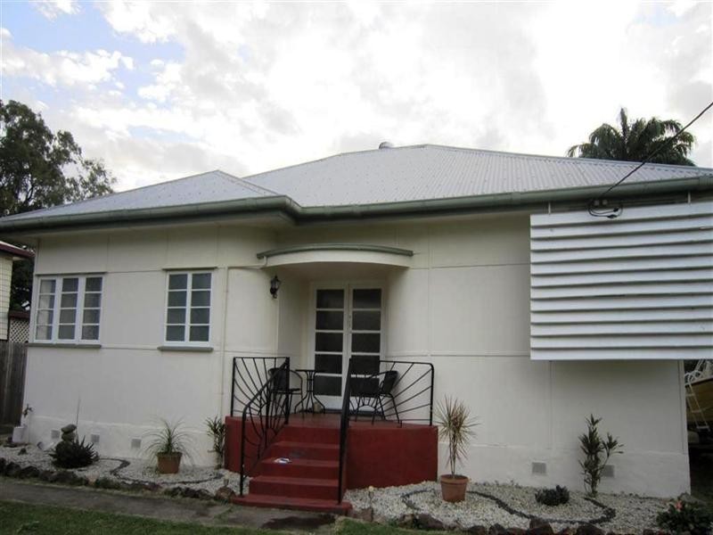 15 Ellis Street, Berserker QLD 4701