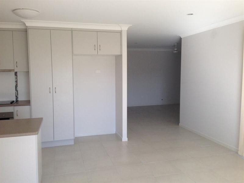 10 Justin Street, Gracemere QLD 4702