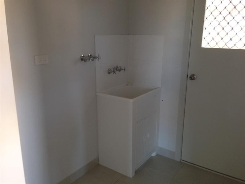 10 Justin Street, Gracemere QLD 4702