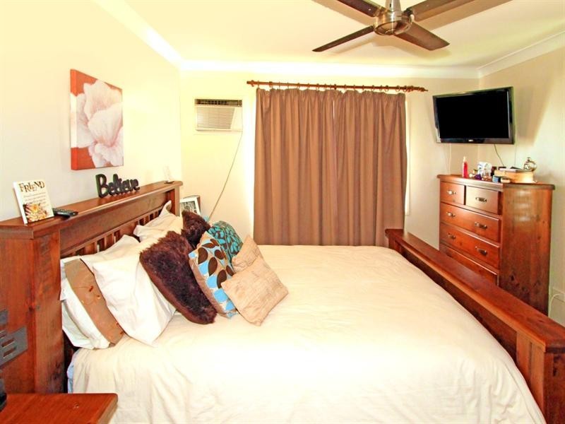 56 Twigg Street, Park Avenue QLD 4701