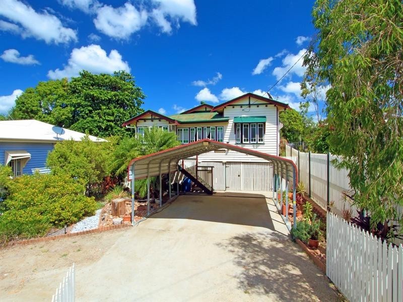 2 Quarry Street, The Range QLD 4700