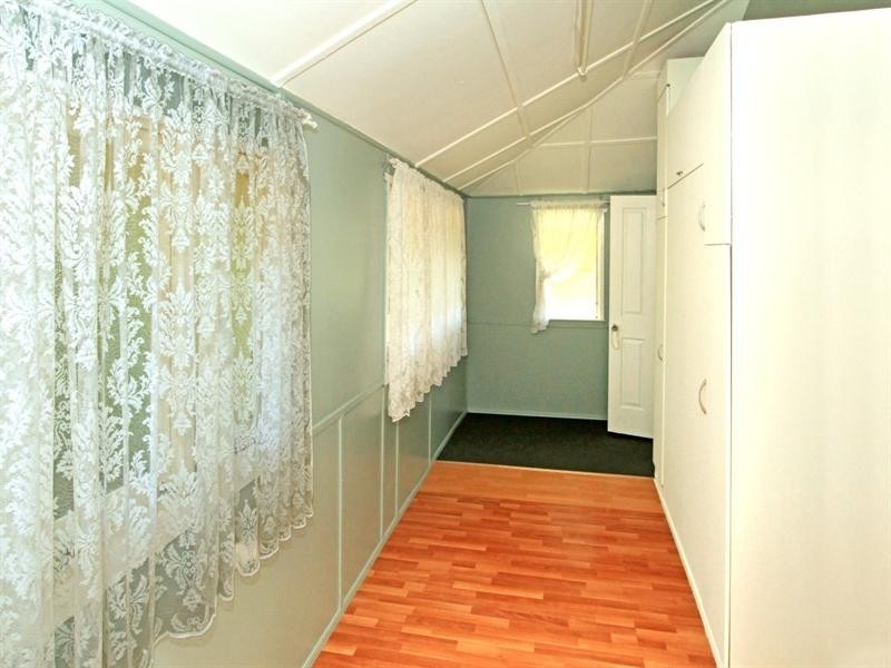 15 Werner Street, Park Avenue QLD 4701