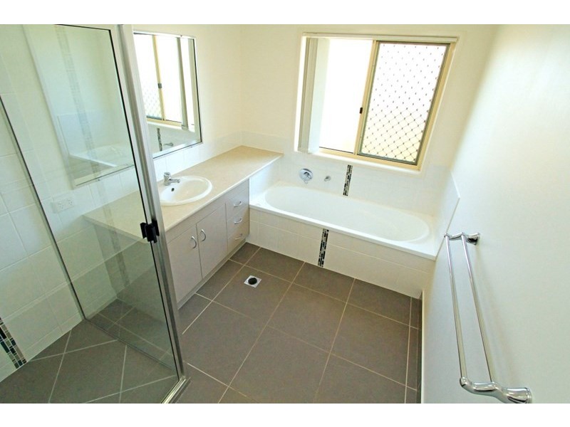 9 Mamalis Street, Gracemere QLD 4702