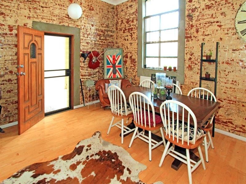 2/260 Quay Street, Rockhampton City QLD 4700