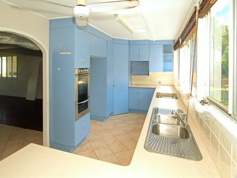 12 Palmer Street, Allenstown QLD 4700