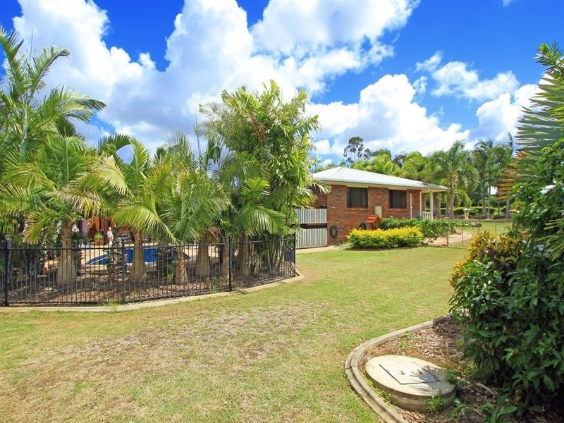 7 Schlencker Drive, Glenlee QLD 4711