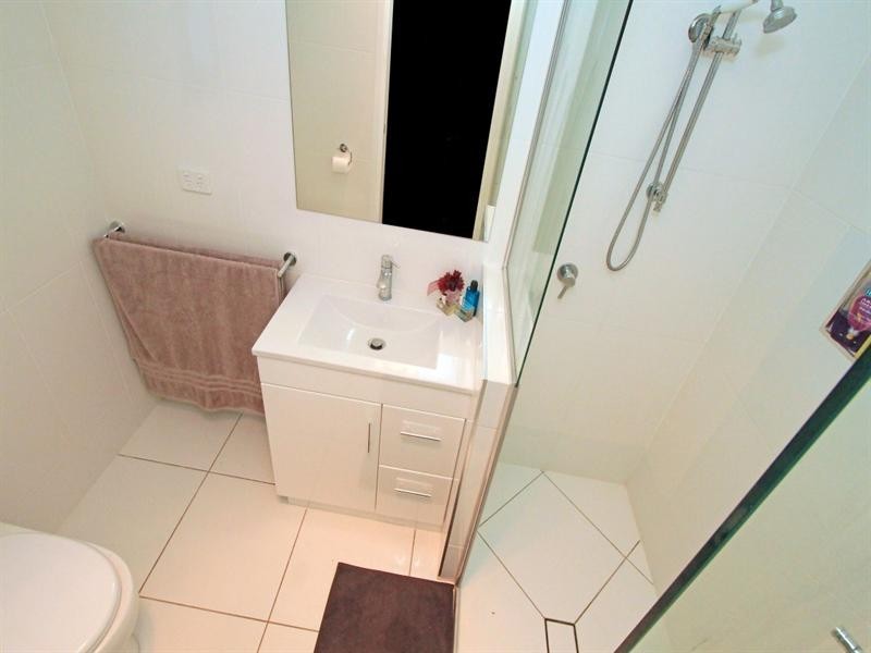 19 Haynes Street, Park Avenue QLD 4701