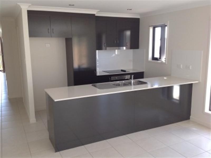 3 Michigan Street, Parkhurst QLD 4702