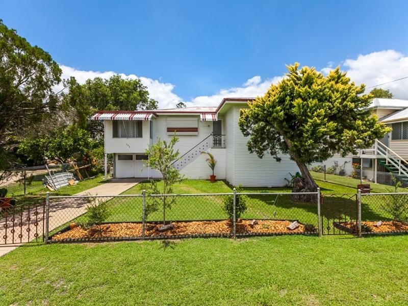 252 Ford Street, Berserker QLD 4701