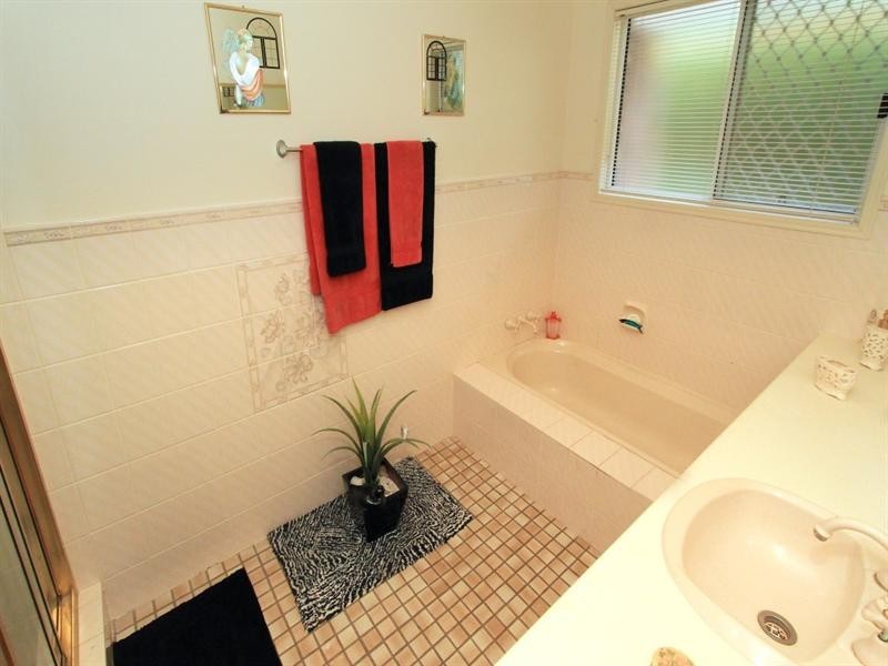 13 Jard Street, Frenchville QLD 4701