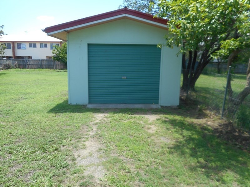 69 Livingstone Street, Berserker QLD 4701