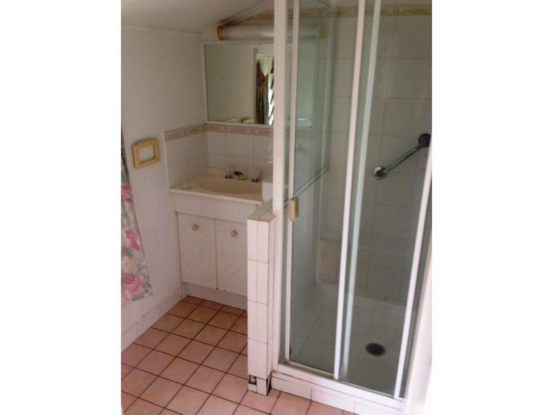 339 Salamanca Street, Frenchville QLD 4701