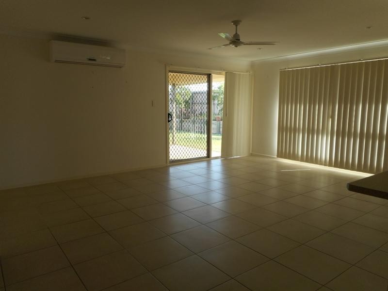 2 Justin Street, Gracemere QLD 4702