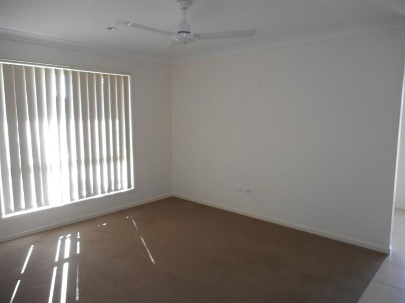 2 Justin Street, Gracemere QLD 4702