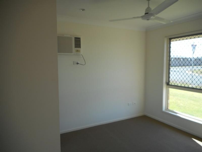 2 Justin Street, Gracemere QLD 4702