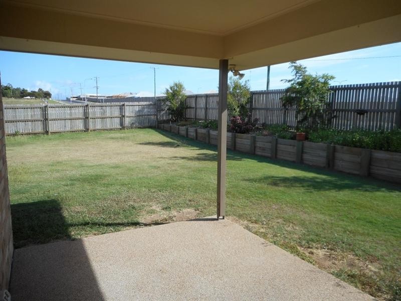 2 Justin Street, Gracemere QLD 4702