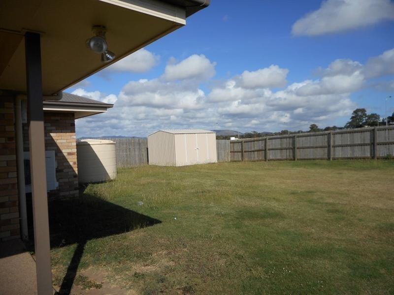 2 Justin Street, Gracemere QLD 4702