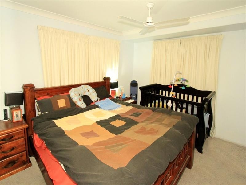 4 Pacey Street, Parkhurst QLD 4702