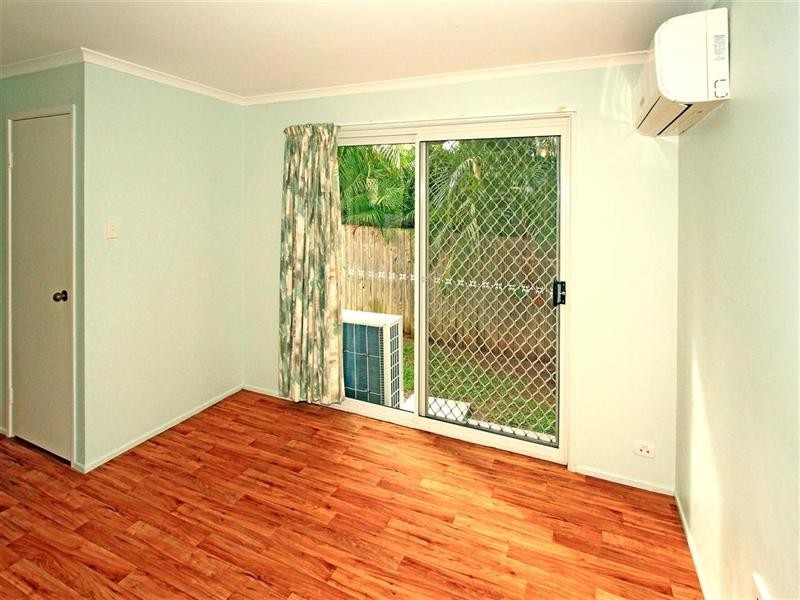 2/374 Limpus Street, Frenchville QLD 4701