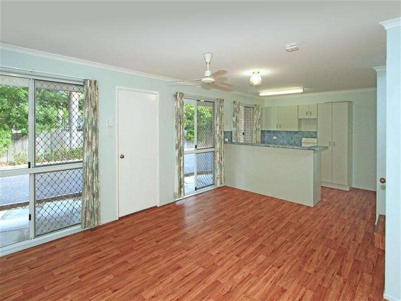 2/374 Limpus Street, Frenchville QLD 4701