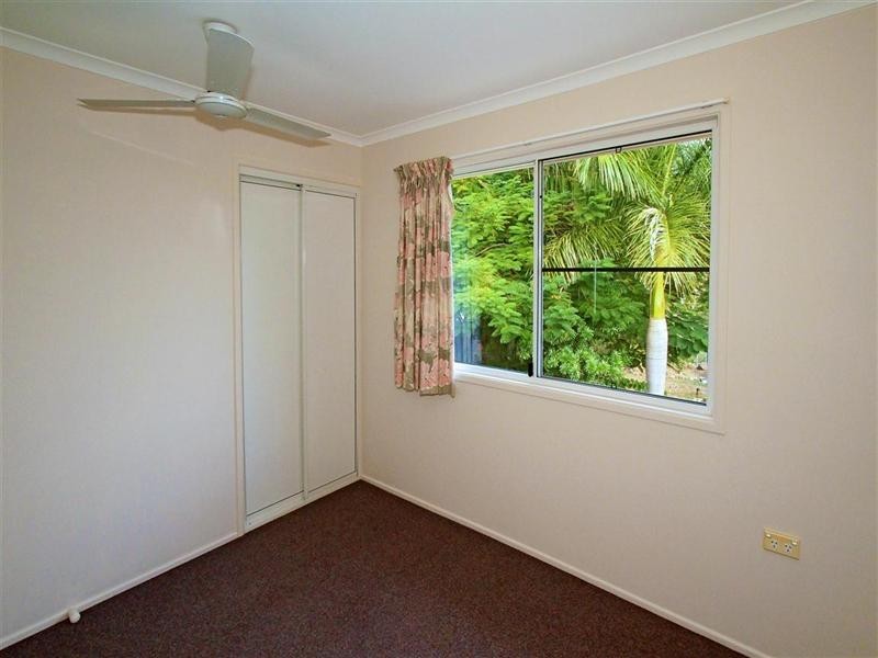 2/374 Limpus Street, Frenchville QLD 4701