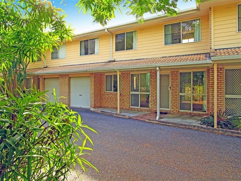 2/374 Limpus Street, Frenchville QLD 4701