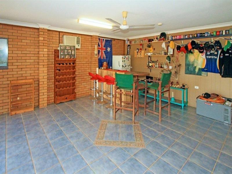 19 Vass Road, Etna Creek QLD 4702