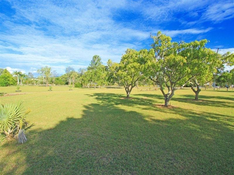 19 Vass Road, Etna Creek QLD 4702