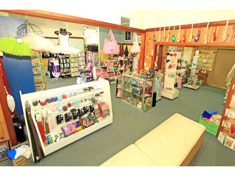 201 – 205 Musgrave Street, Berserker QLD 4701