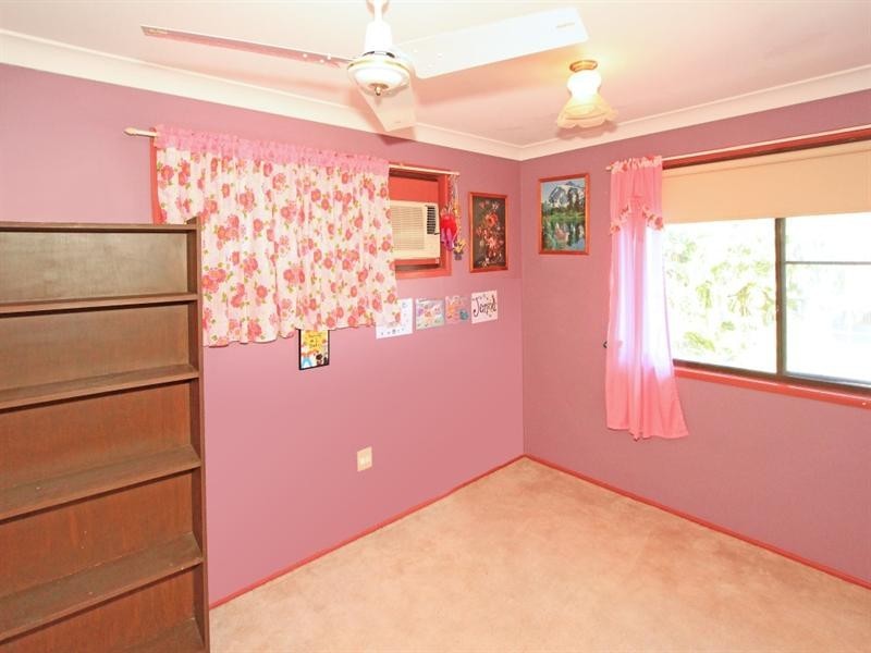 9 Hinton Street, Koongal QLD 4701