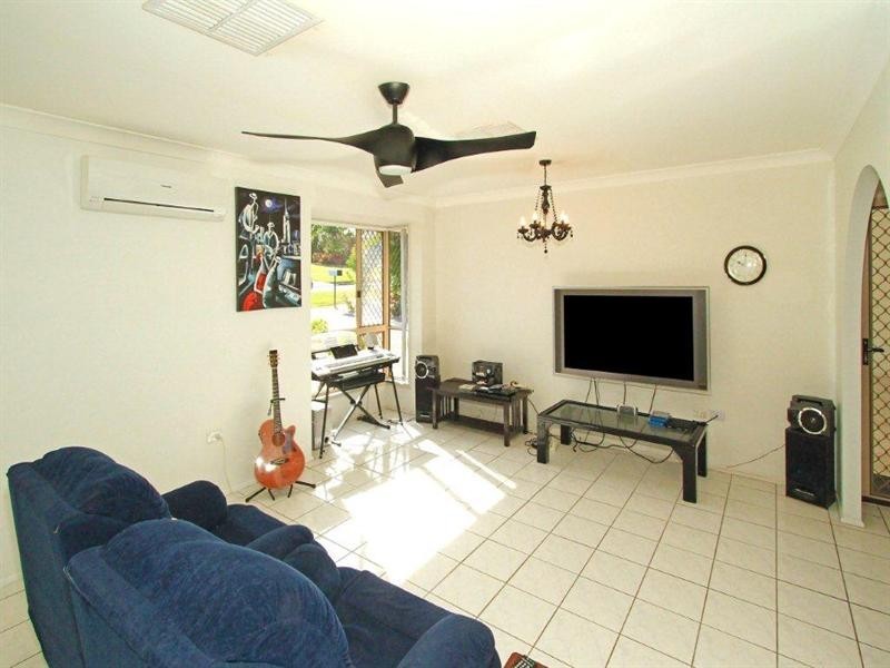 10 Rees Jones Close, Frenchville QLD 4701