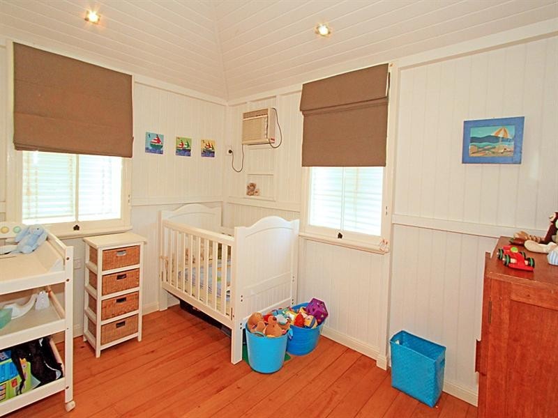 99 Ward Street, The Range QLD 4700