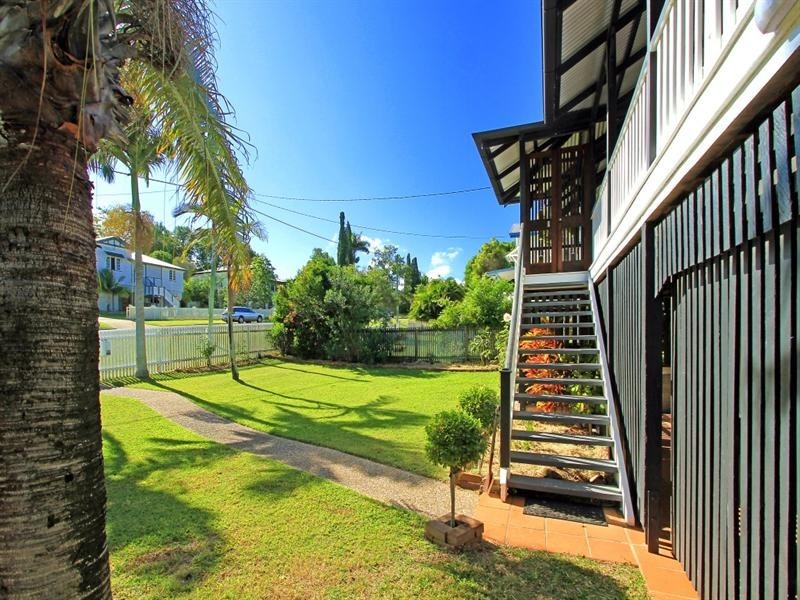 99 Ward Street, The Range QLD 4700