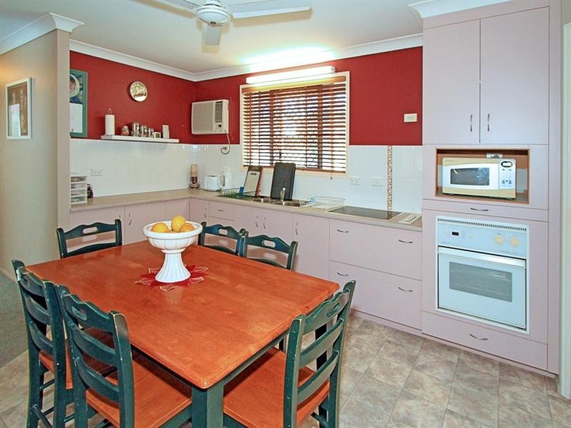 49 Schlencker Drive, Glenlee QLD 4711