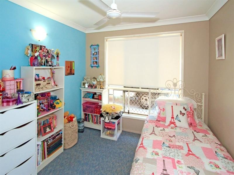 49 Schlencker Drive, Glenlee QLD 4711