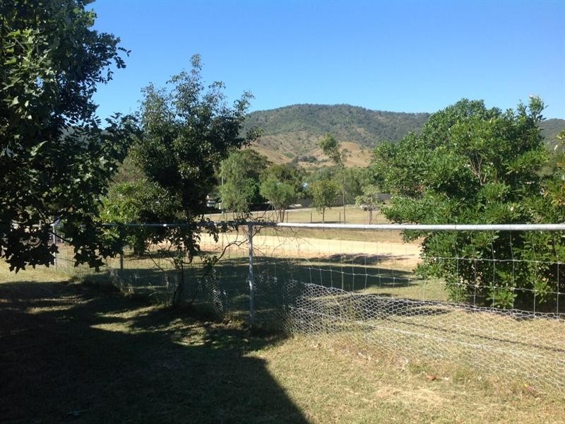 12 Oleandor Avenue, Bouldercombe QLD 4702