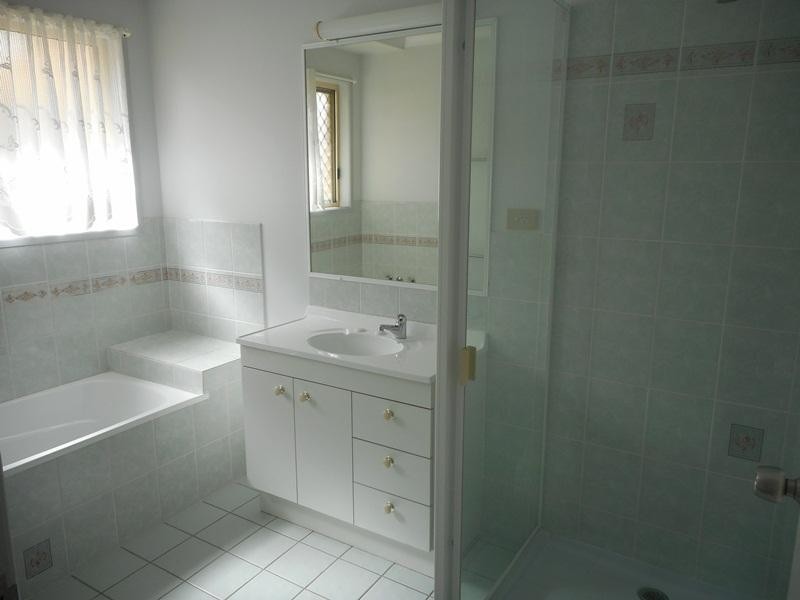 6 Davey Avenue, Frenchville QLD 4701