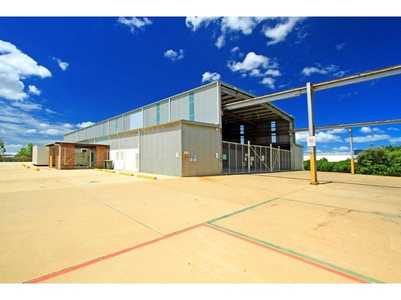 9 Bush Crescent, Parkhurst QLD 4702