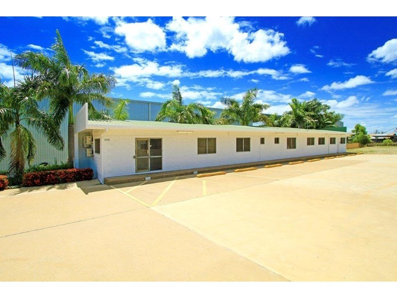 9 Bush Crescent, Parkhurst QLD 4702