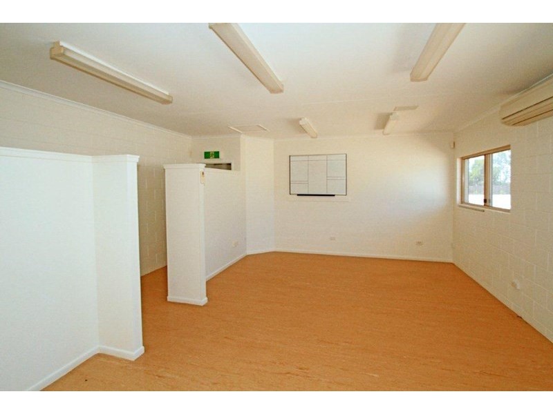 9 Bush Crescent, Parkhurst QLD 4702