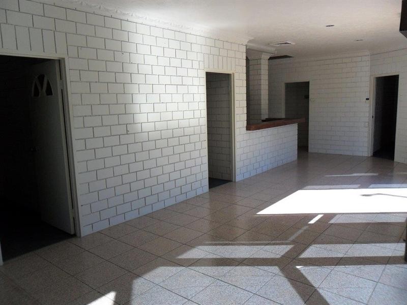 94 Elphinstone, Berserker QLD 4701