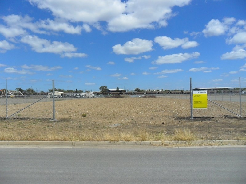 Lot 17 Gateway Industrial Estate, Foster Street, Gracemere QLD 4702