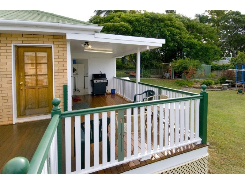 8 King Street, The Range QLD 4700