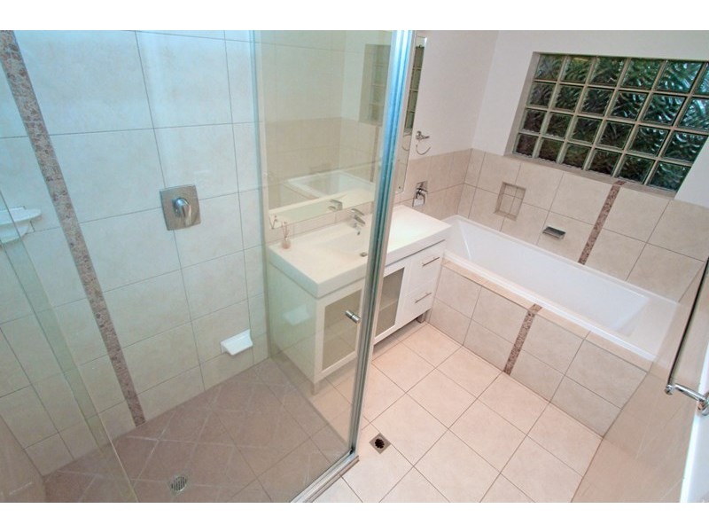 12 Murlay Avenue, Frenchville QLD 4701