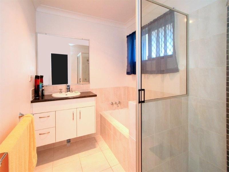 17 Cunningham Court, Gracemere QLD 4702