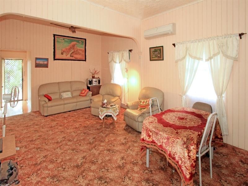 26 Dean Street, Berserker QLD 4701