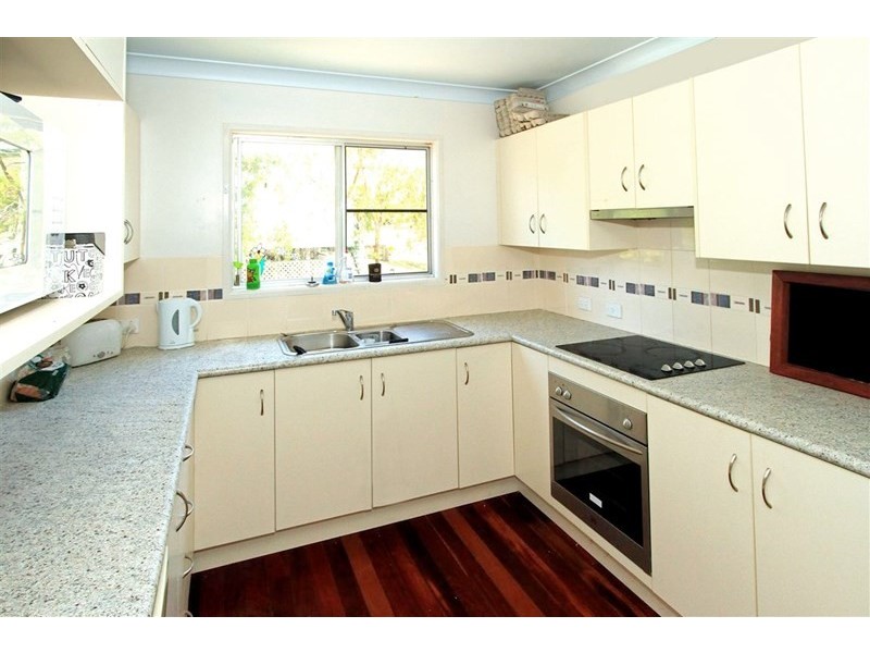 323 Blanchfield Street, Koongal QLD 4701