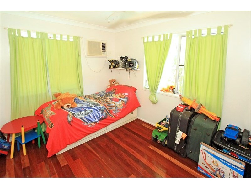 323 Blanchfield Street, Koongal QLD 4701