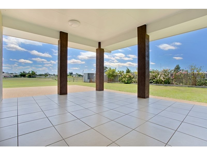 12 Ingram Drive, Gracemere QLD 4702