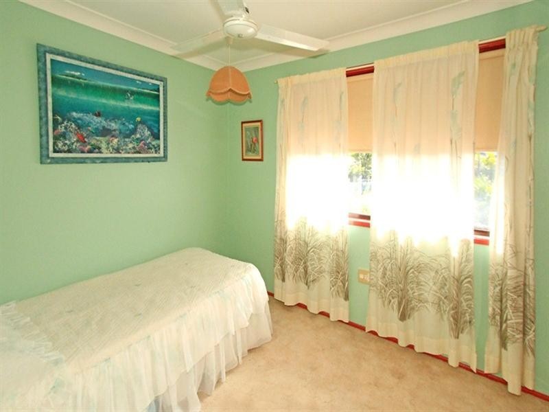9 Hinton Street, Koongal QLD 4701